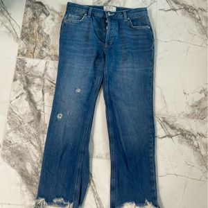 We The Free size 25 capris Jeans, mint condition